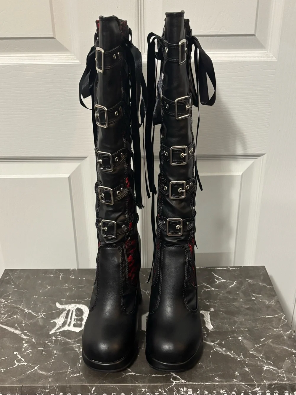 NIB Demonia Crypto-106 Lace Renaissance Boots - Picture 4 of 9